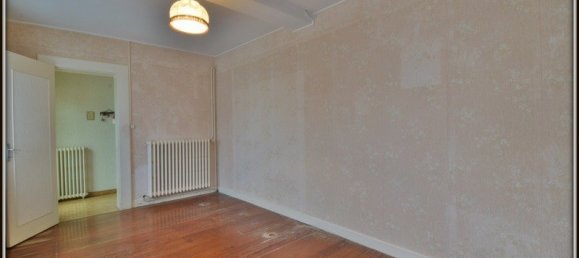 3 bedrooms House in Rosnay-l'Hopital, France No. 80105 6