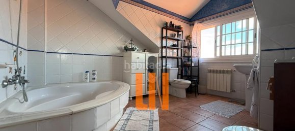 6 bedrooms House in Sada, Spain No. 140327 8