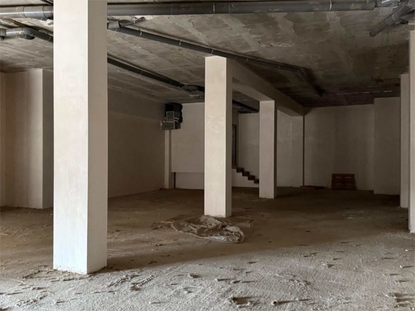 Propiedad comercial en Lérida, Spain 220 m² No. 156724