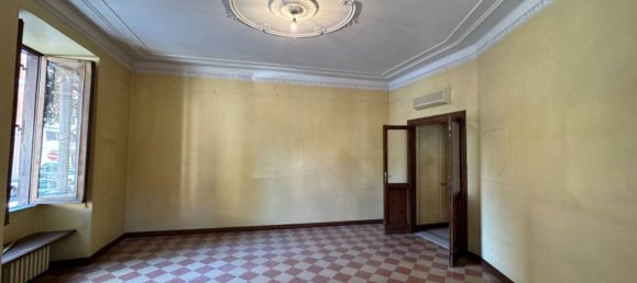 4 غرف نوم شقة في Rome, Italy رقم 109925 2