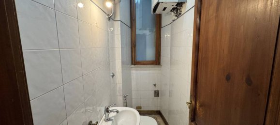 4 غرف نوم شقة في Rome, Italy رقم 109925 14