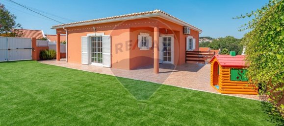 3 bedrooms House in Sesimbra, Portugal No. 185732 17