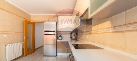 3 bedrooms House in Sesimbra, Portugal No. 185732 27