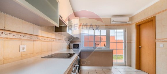 3 bedrooms House in Sesimbra, Portugal No. 185732 26