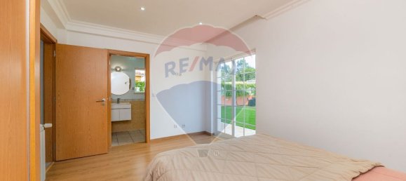 3 bedrooms House in Sesimbra, Portugal No. 185732 42