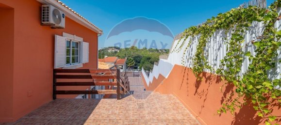 3 bedrooms House in Sesimbra, Portugal No. 185732 16