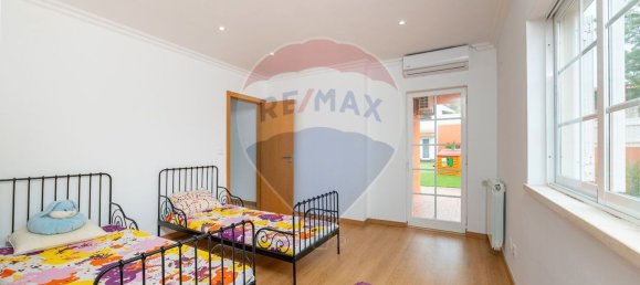 3 bedrooms House in Sesimbra, Portugal No. 185732 45