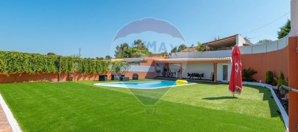 3 bedrooms House in Sesimbra, Portugal No. 185732 12