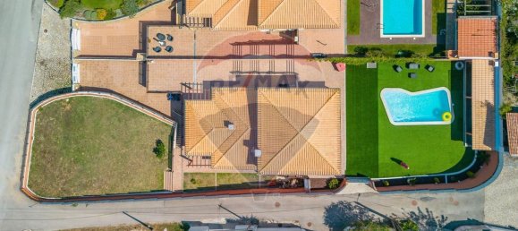 3 bedrooms House in Sesimbra, Portugal No. 185732 14