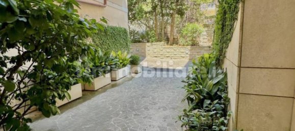 3 bedrooms Apartment in Rome, Italy No. 375313 4