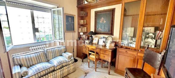 3 bedrooms Apartment in Rome, Italy No. 375313 11