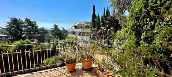 3 bedrooms Apartment in Rome, Italy No. 375313 8
