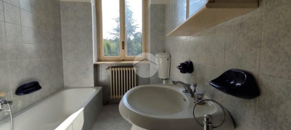 5 bedrooms House in Valdengo, Italy No. 321332 32