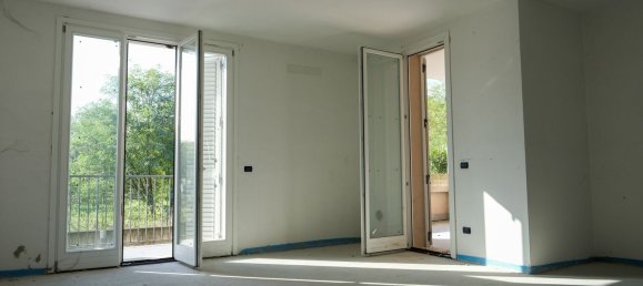 4 rooms Apartment in Inzago, Italy No. 186773 4