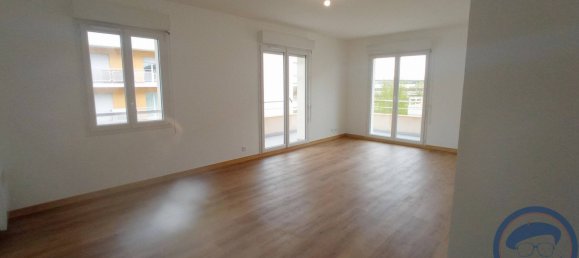 Apartamento de 2 dormitorios en Tours, France No. 69805 2