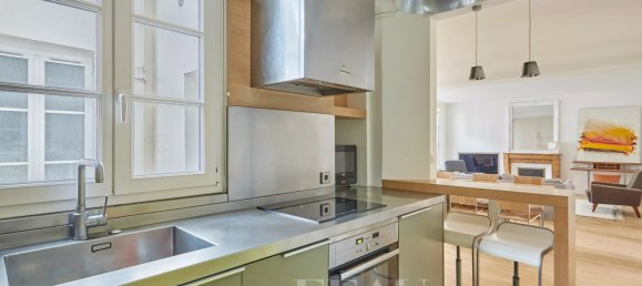 3 bedrooms Apartment in Paris, France No. 145780 12