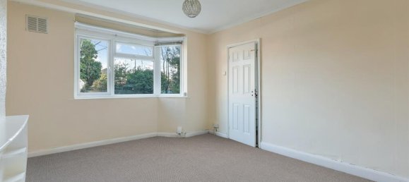 2 bedrooms Maisonette in Feltham, United Kingdom No. 9846 5