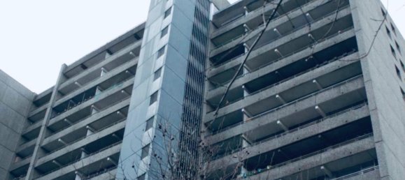 Parking à Neuss, Germany No. 339372 10