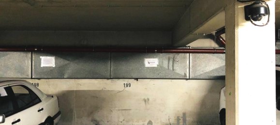 Parking à Neuss, Germany No. 339372 4