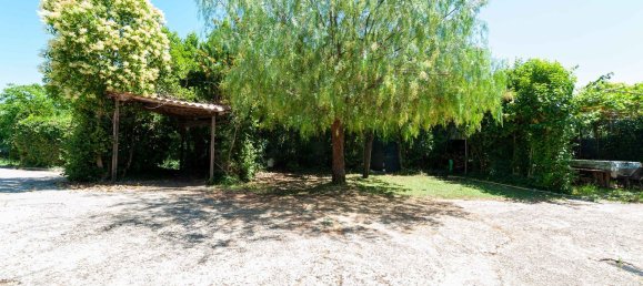 7 غرف نوم فيلا في Albano Laziale, Italy رقم 321588 37