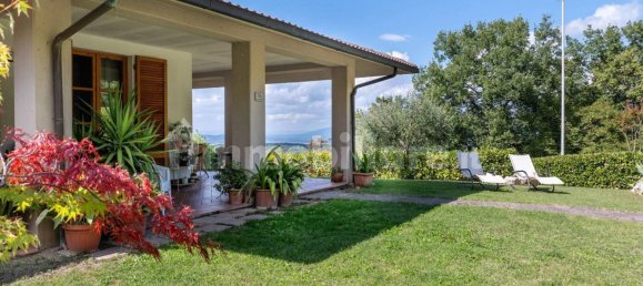 5 bedrooms Villa in Arezzo, Italy No. 125675 5