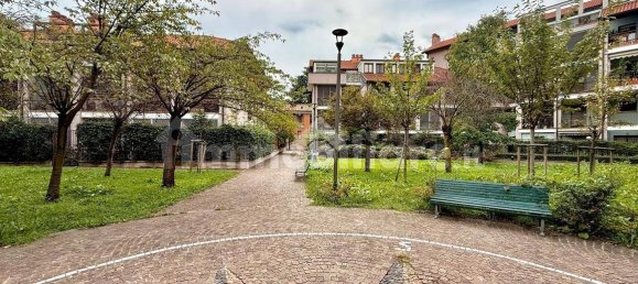 1 bedroom Apartment in Milan, Italy No. 354292 5