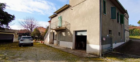 Casa de 15 habitaciónes en Foiano della Chiana, Italy No. 223278 2