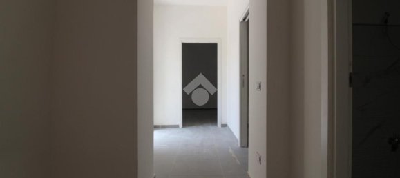 3-Zimmer Wohnung in Casagiove, Italy, Nr. 297815 5