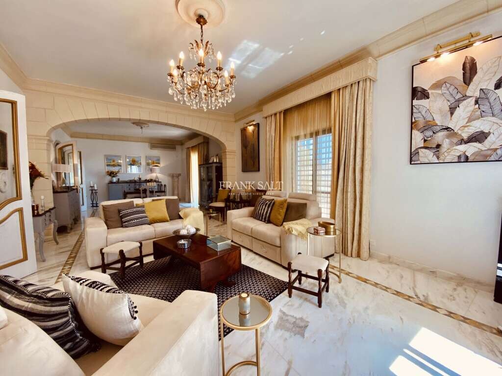 3 Schlafzimmer Villa in Swieqi, Malta, Nr. 10801