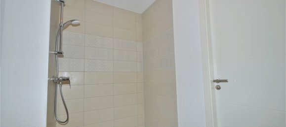 Квартира с 2 спальнями в Сен-Луи, Франция № 93491 6