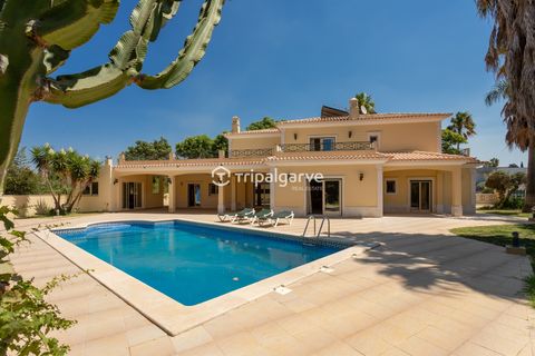 4 Schlafzimmer Villa in Albufeira, Portugal, Nr. 303704