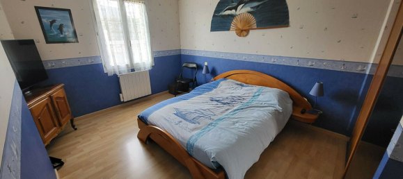 3 bedrooms House in Montsurs, France No. 357844 7