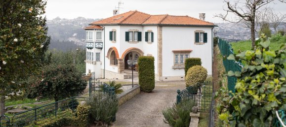 9 bedrooms House in Oliveira de Azemeis, Portugal No. 72037 2