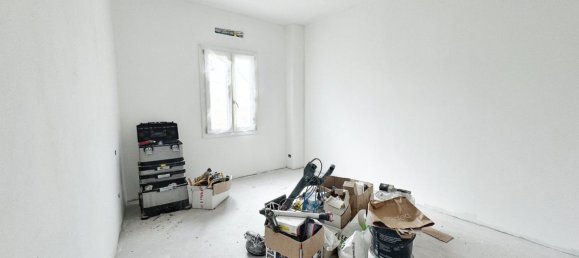 Дуплекс с 5 спальнями в Кампи Бизенцио, Италия № 347910 12