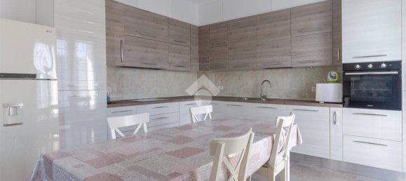 Квартира с 3 спальнями в Гуссаго, Италия № 56640 8