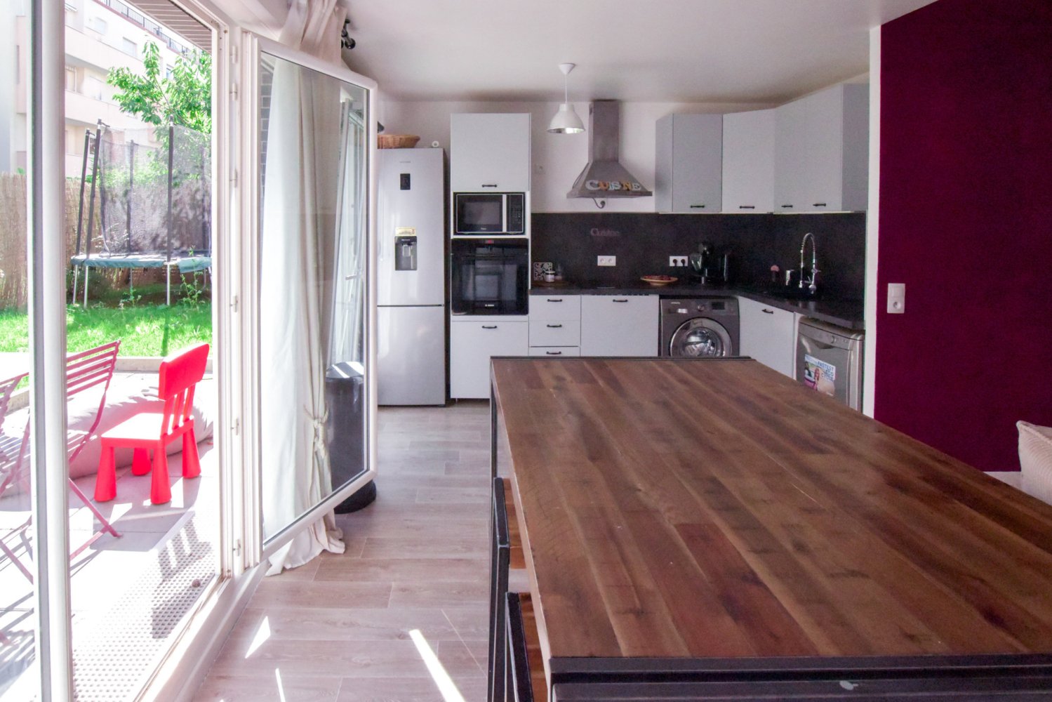 2 bedrooms Apartment in Nanterre, France No. 177262