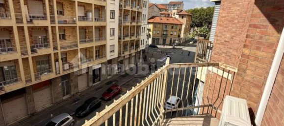 2 bedrooms Apartment in Turin, Italy No. 336660 32