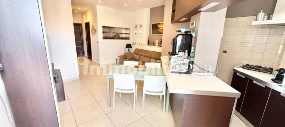 2 bedrooms Apartment in Turin, Italy No. 336660 12