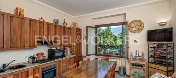 4 bedrooms Villa in Carate Urio, Italy No. 68633 10