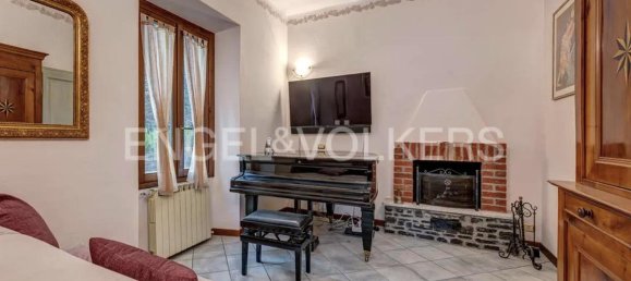 4 bedrooms Villa in Carate Urio, Italy No. 68633 9