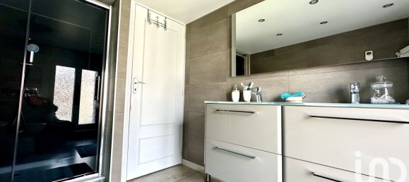 Casa de 4 dormitorios en Henin-Beaumont, France No. 235503 29