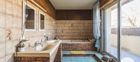 7 bedrooms House in Fismes, France No. 43035 17