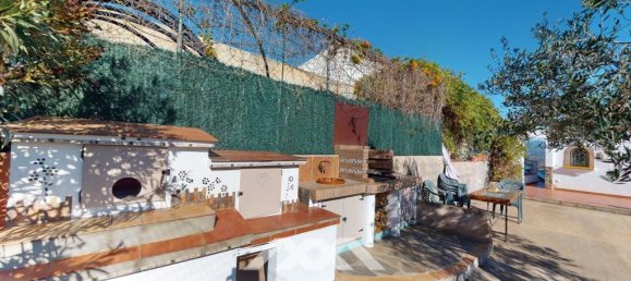 5 bedrooms House in Arenas, Spain No. 44877 37