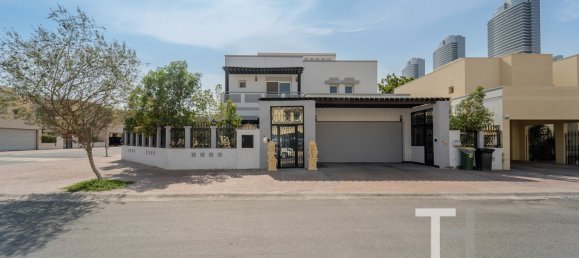 4 bedrooms Villa in Meadows, UAE No. 28465 21