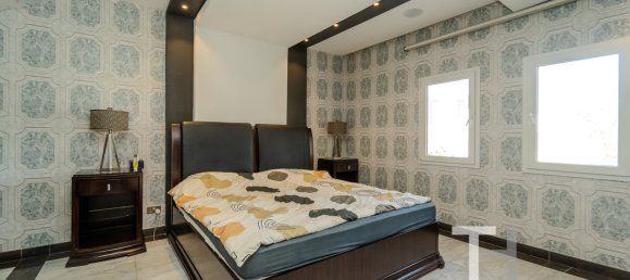 4 bedrooms Villa in Meadows, UAE No. 28465 10