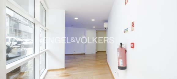 2 rooms Commercial property in Oeiras, Portugal No. 83802 8