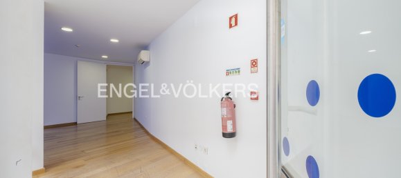 2 rooms Commercial property in Oeiras, Portugal No. 83802 7