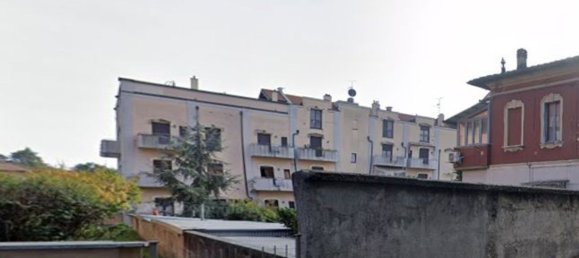 3 rooms Apartment in Castellanza, Italy No. 185302 18