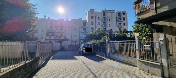 3 rooms Apartment in Castellanza, Italy No. 185302 10