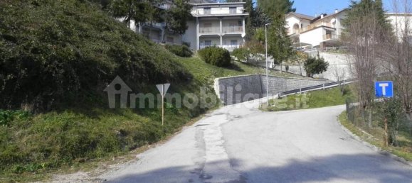 7 Schlafzimmer Wohnung in Arcevia, Italy, Nr. 131537 2